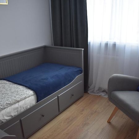 Apartament W Centrum Przy Parku Na Wyspie Piła Extérieur photo